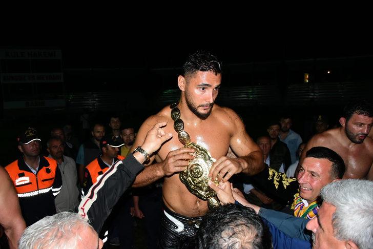 16. Kunduz Yağlı Güreşleri'nde başpehlivanlığı Mustafa Taş kazandı G2