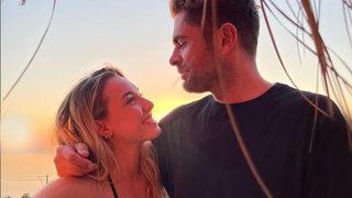 Survivor'ın yıldızları Mert Öcal ve Sude Burcu'dan aşk pozu! Beğeni yağdı...