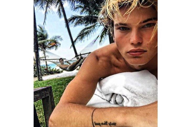 Üstsüz Güneşlendi, Sonra Küfelik Oldu G4