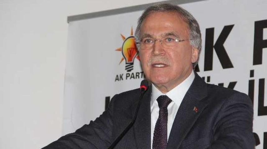 Mehmet Ali Şahin’den ilginç Hakan Şükür yorumu