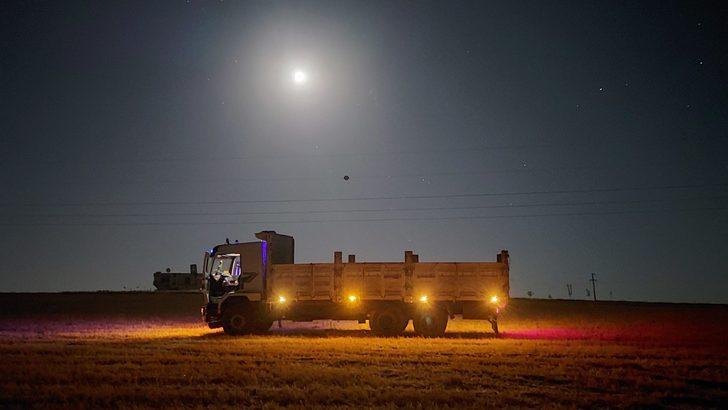Ay ışığında zorlu mesai! Günlük 500 lira kazanıyorlar ama kör olma riskleri var... G5