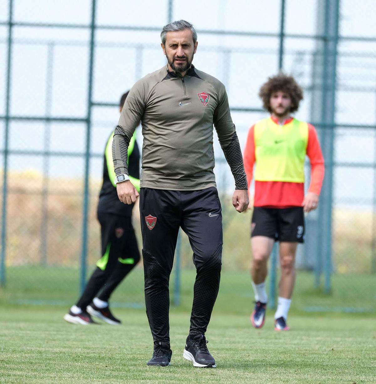 Atakaş Hatayspor, ikinci etap &ccedil;alışmalarına Erzurum'da başladı