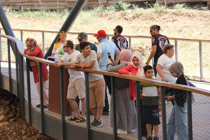 Göbeklitepe'de bayram tatili yoğunluğu yaşanıyor G4