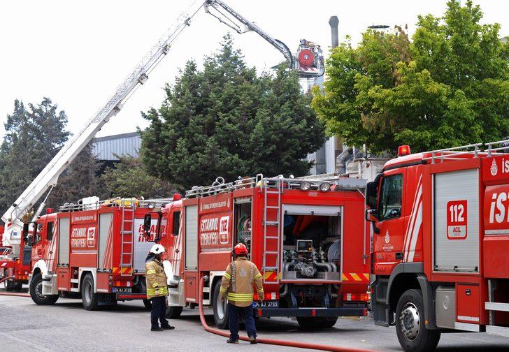 GÜNCELLEME - Tuzla'da fabrikada çıkan yangın söndürüldü G1