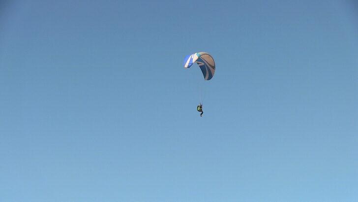 Kahramanmaraş'ta yamaç paraşütü kursiyerleri gökyüzüyle buluştu G1