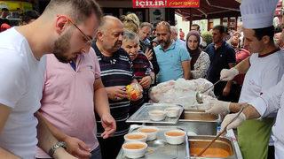 Bursa'da 6 asırdır yılda bir kez pişen çorbaya yoğun ilgi! Uzun kuyruklar oluştu