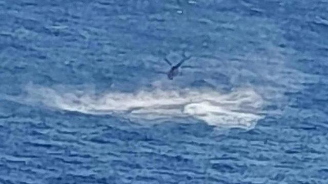 Son dakika: Yunanistan'da içinde dört görevlinin bulunduğu yangın söndürme helikopteri denize düştü