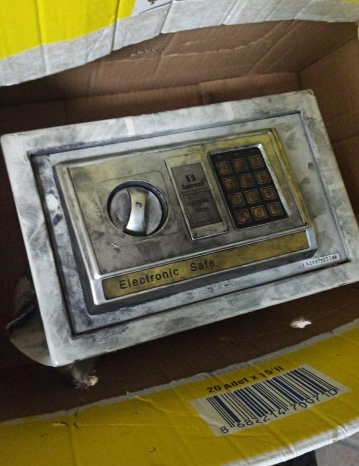 Antalya'da evden para kasası çaldığı iddia edilen zanlı tutuklandı G3