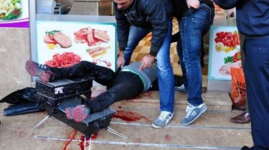 Kızına tecavüz edeni bıçakladı