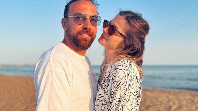 Survivor Sercan Yıldırım‘ın eşi Nihan Yıldırım mini şortlu poz verdi!