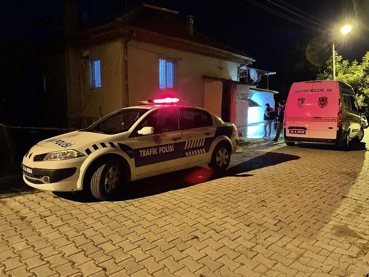 Isparta'da karısını &ouml;ld&uuml;ren kişi intihar etti