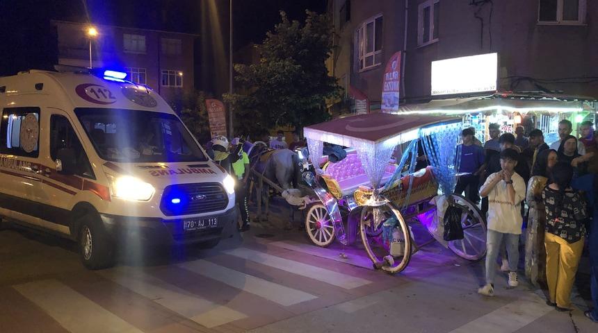 Karaman'da kontrolden çıkan fayton tekeri yerinden çıkınca durabildi