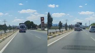 Ambulansa yol vermeyen otobüs tepki çekti! O anlar kamerada...