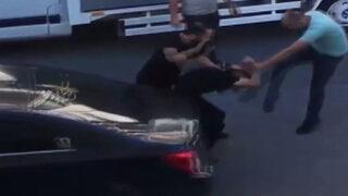 Yer: İstanbul! Taksiden inip, çığlık atarak kaçmaya başladı sonra...