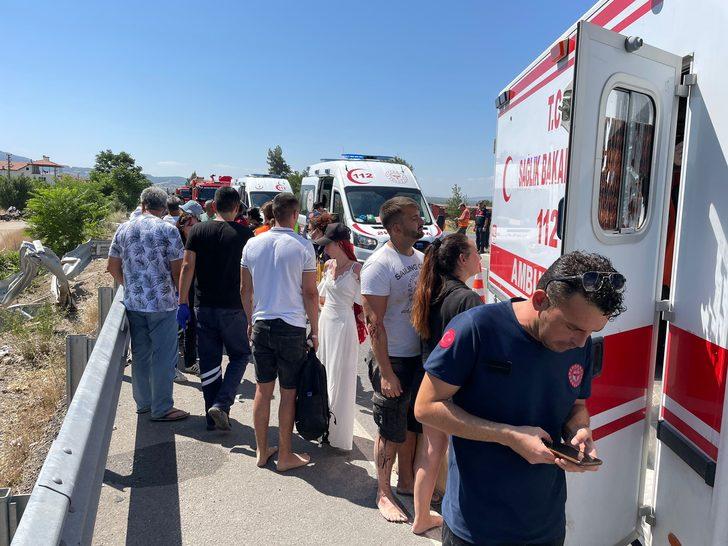 Denizli'de tur otobüsü şarampole devrildi G1