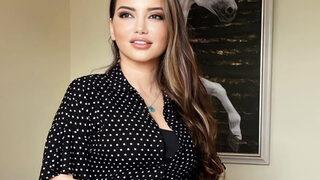 Esra Ezmeci'nin 14 yaşındaki oğluna yorum yağdı! Kardeşi gibi duruyor