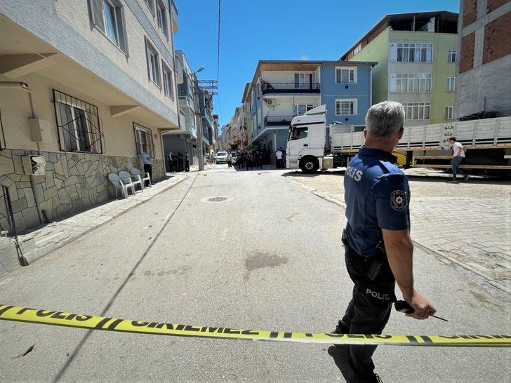 Bursa'da iki aile arasında çıkan silahlı kavgada 3 kişi yaralandı G3