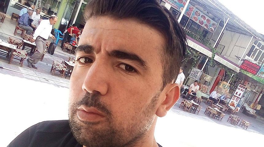 3 çocuk babası şahıs evinin kapısını kırıp girenler tarafından öldürüldü