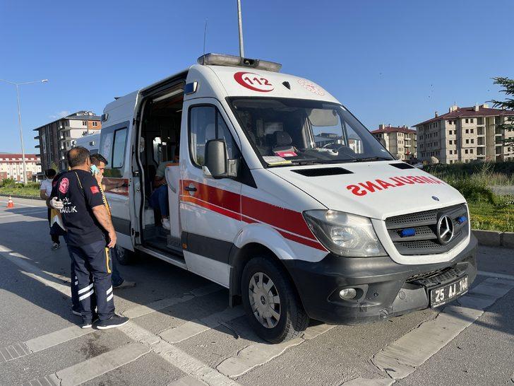 Erzurum'da 3 aracın karıştığı kazada 4 kişi yaralandı G3