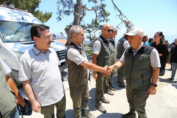 Cumhurbaşkanı Erdoğan, Datça'da orman yangınıyla mücadele eden ekiplere teşekkür etti: G4