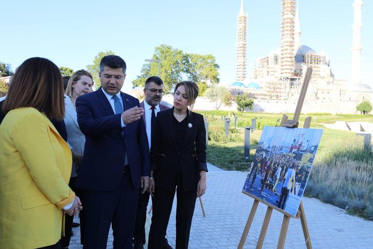 Edirne'deki Selimiye Meydanı'nda "15 Temmuz fotoğrafları" sergisi açıldı G1