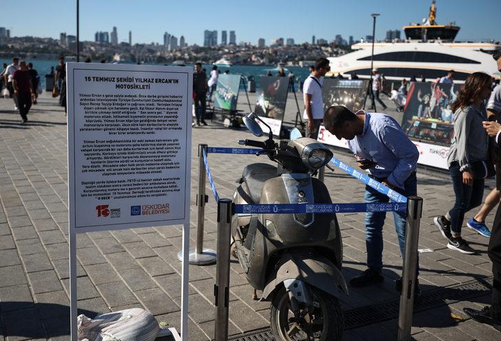 15 Temmuz şehidinin yaralıları taşıdığı motosiklet Üsküdar Meydanı'nda sergileniyor G1