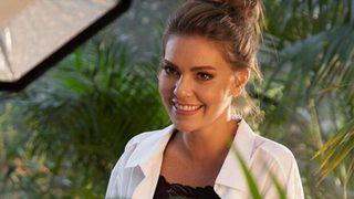 Aslı Enver'in Disney Plus için çekilecek yeni dizisindeki partneri belli oldu