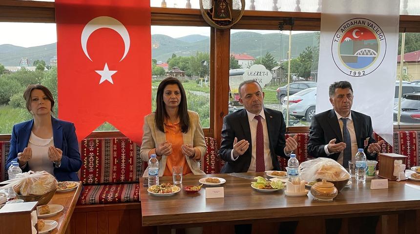 Ardahan'da 15 Temmuz gazileri ve şehit yakınları için program düzenlendi