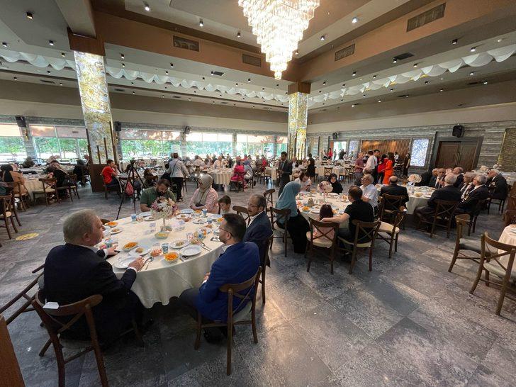 Kocaeli Valisi Seddar Yavuz, şehit yakınları ve gazilerle buluştu G1