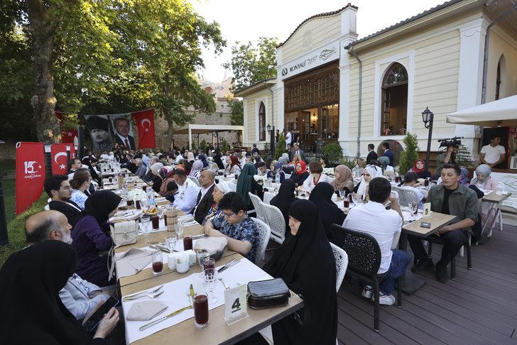 İstanbul Valisi Yerlikaya, 15 Temmuz şehitlerinin aileleri ve gazilerle buluştu G4