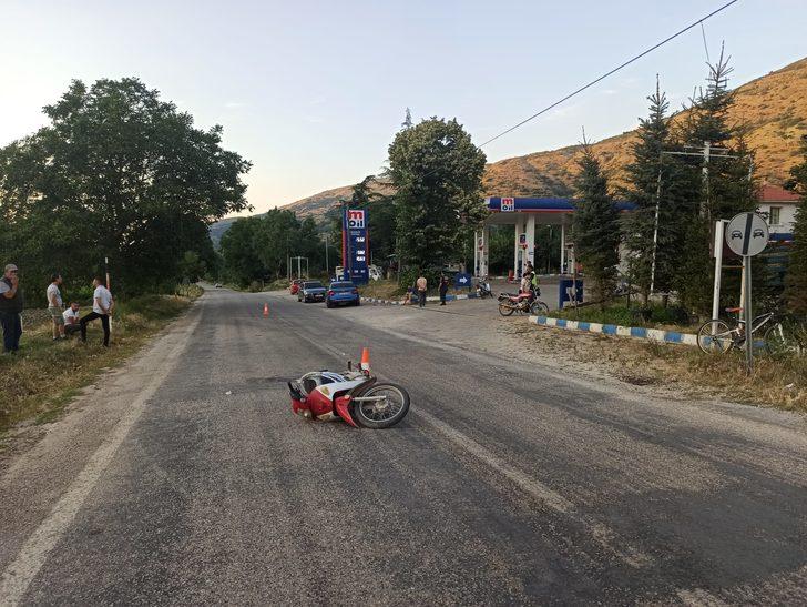 İzmir'de otomobille çarpışan motosikletin sürücüsü hayatını kaybetti G1