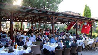 Uşak'ta şehit yakınları ve gaziler 15 Temmuz programında bir araya geldi