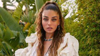 Ünlü oyuncu Ayça Ayşin Turan'dan mini şortlu ayna pozu!