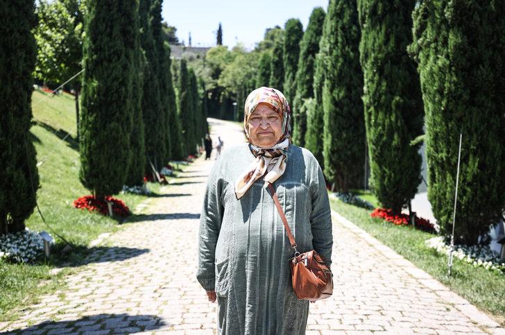 Darbecilere karşı çıkarken şehit olanların ailelerinin hüznü dinmiyor G2