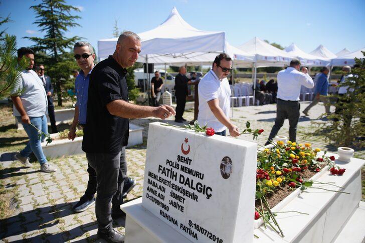 15 Temmuz şehidi polis Fatih Dalgıç kabri başında anıldı G4