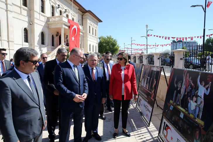 Cumhurbaşkanlığı İletişim Başkanlığından Sivas'ta 15 Temmuz sergisi G3