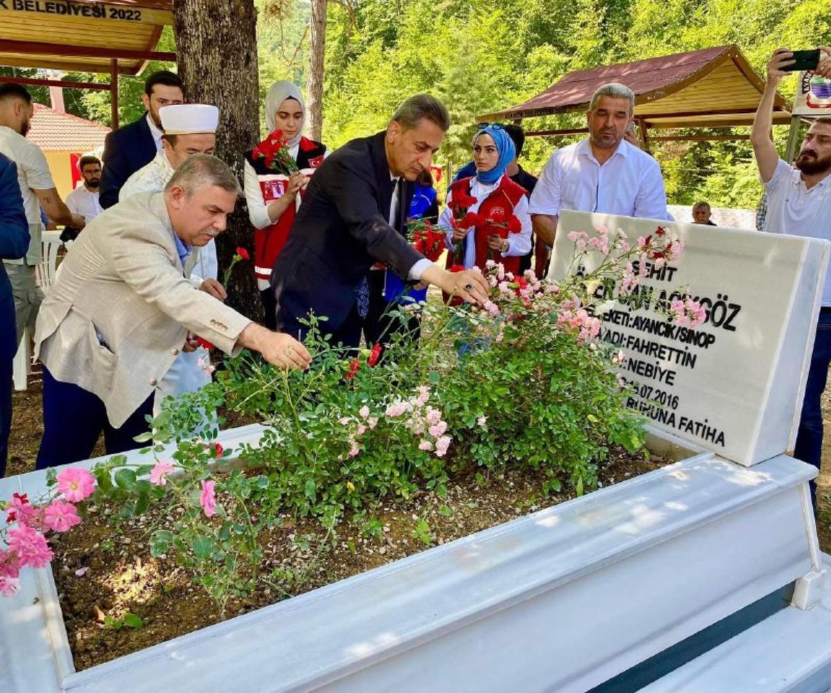 Sinop'ta 15 Temmuz şehidi A&ccedil;ıkg&ouml;z mezarı başında anıldı