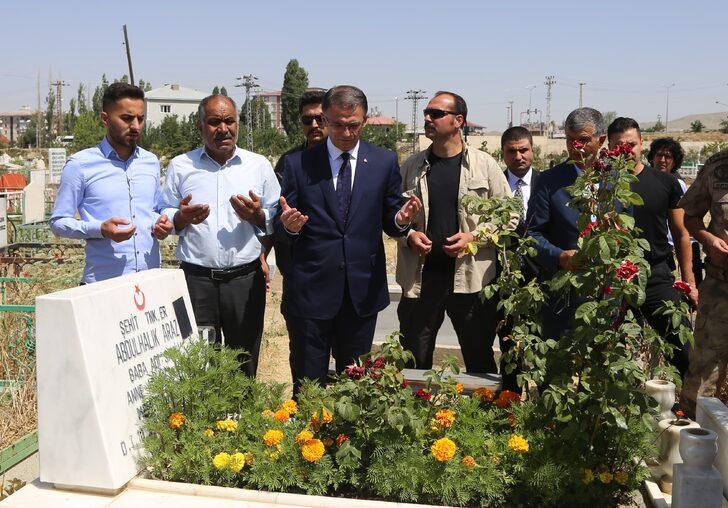 Doğu'da 4 ilde şehitlerin kabirleri ziyaret edildi G2