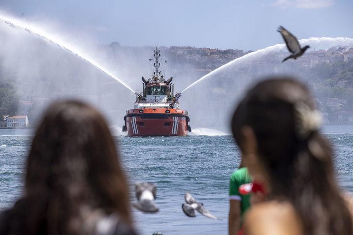 Kıyı Emniyeti, şehit ve gaziler anısına deniz araçlarıyla saygı seyri yaptı G4