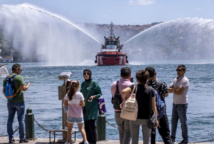 Kıyı Emniyeti, şehit ve gaziler anısına deniz araçlarıyla saygı seyri yaptı G5