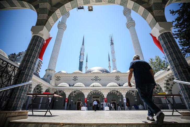 Mersin, Osmaniye ve Hatay'da 15 Temmuz şehitleri için Kur'an-ı Kerim okundu G2