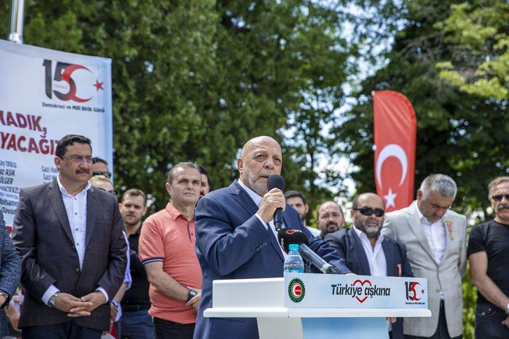 HAK-İŞ'ten 15 Temmuz Demokrasi Şehitliği'nde anma programı G4