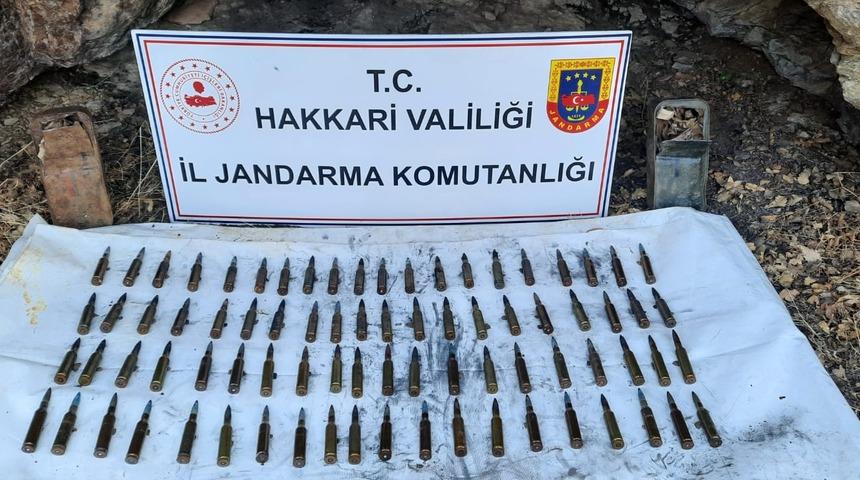 Hakkari'de 80 uçaksavar mühimmatı ele geçirildi