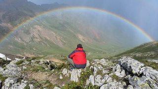 Doğa tutkunları Artvin’in 3 bin 200 rakımlık buzul gölüne akın etti! Soğuğu dinlemen keyif yaptılar