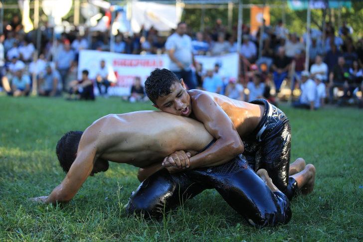 9. Koca Yusuf Yağlı Pehlivan Güreşleri G1