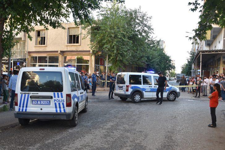 Şanlıurfa'da otomobile düzenlenen silahlı saldırıda 1 kişi öldü G3