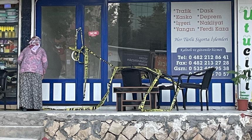 Mardin'de iş yeri sahibiyle kiracılar arasındaki bıçaklı kavgada 1 kişi öldü 3 kişi yaralandı