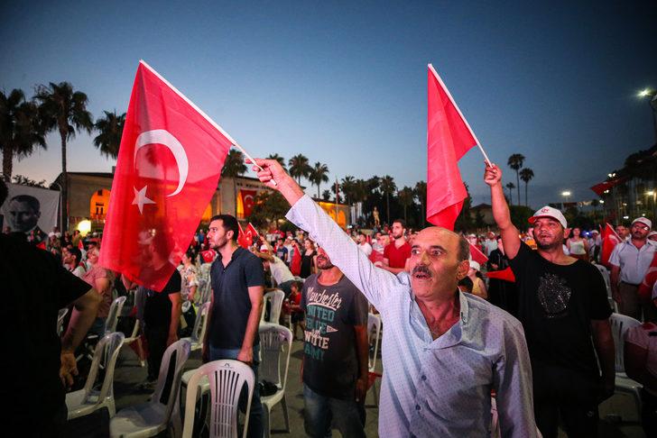 Adana ve çevre illerde 15 Temmuz Demokrasi ve Milli Birlik Günü dolayısıyla etkinlikler yapıldı G2
