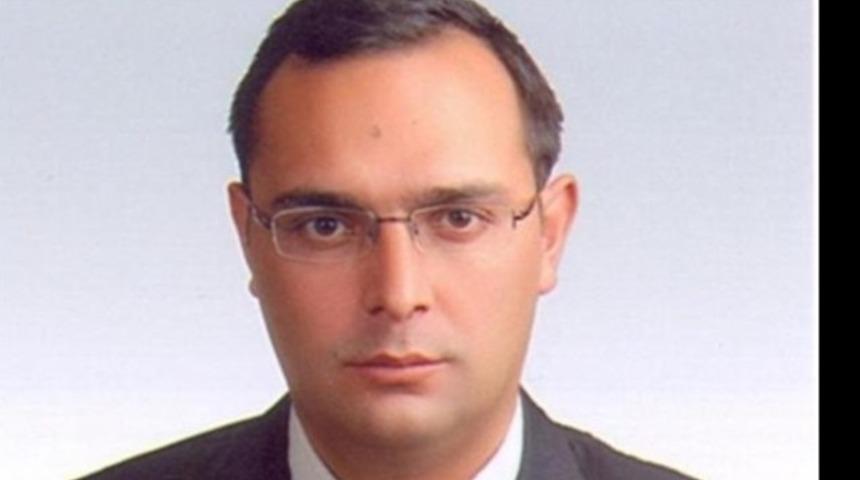 Cumhuriyet muhabiri Barkın Şık evinde ölü bulundu