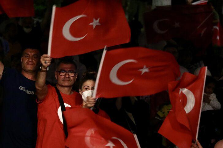 Karadeniz'de "15 Temmuz Demokrasi ve Milli Birlik Günü" dolayısıyla etkinlikler yapıldı G2